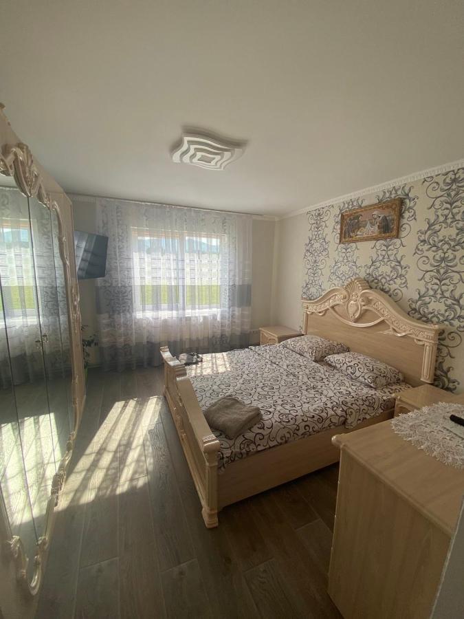 карпатські зорі Villa